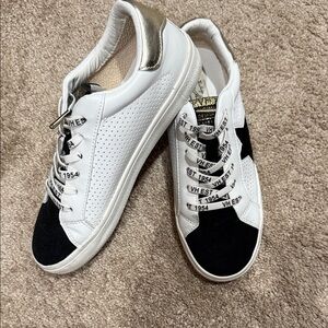 White and Black Womens tennis shoes
